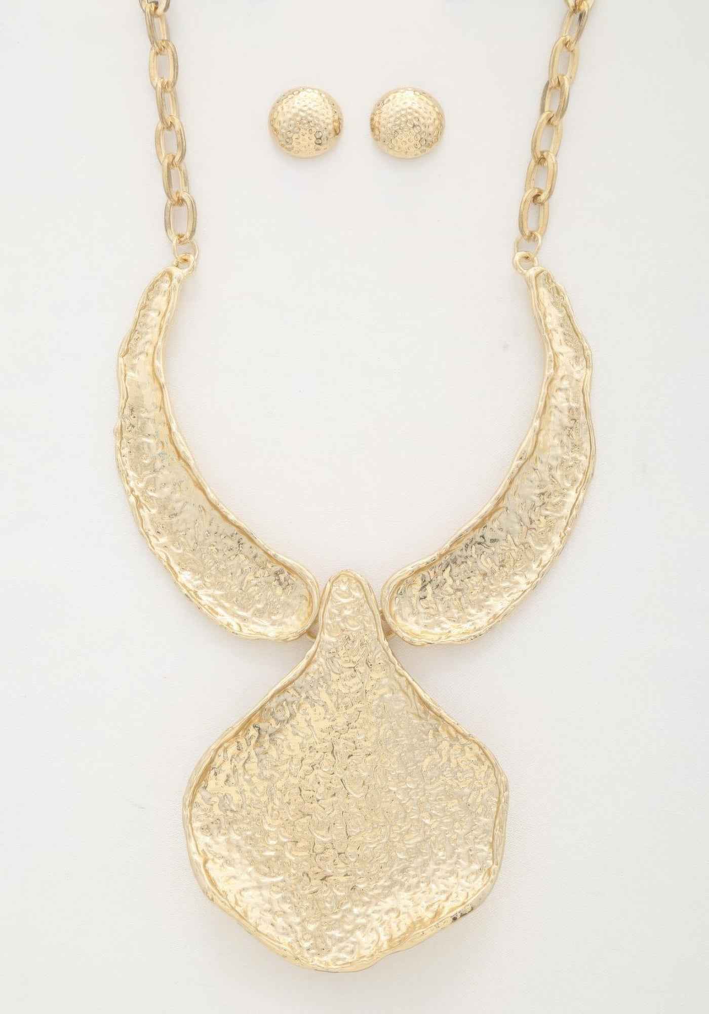Textured Oversized Metal Necklace