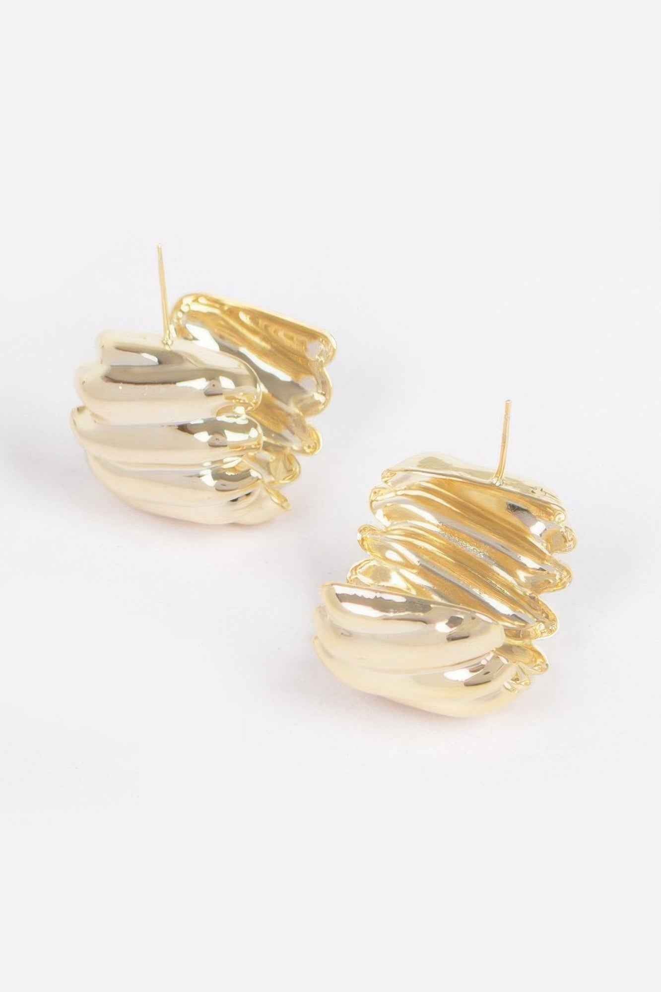 Vintage Gold Dip Metal Earring