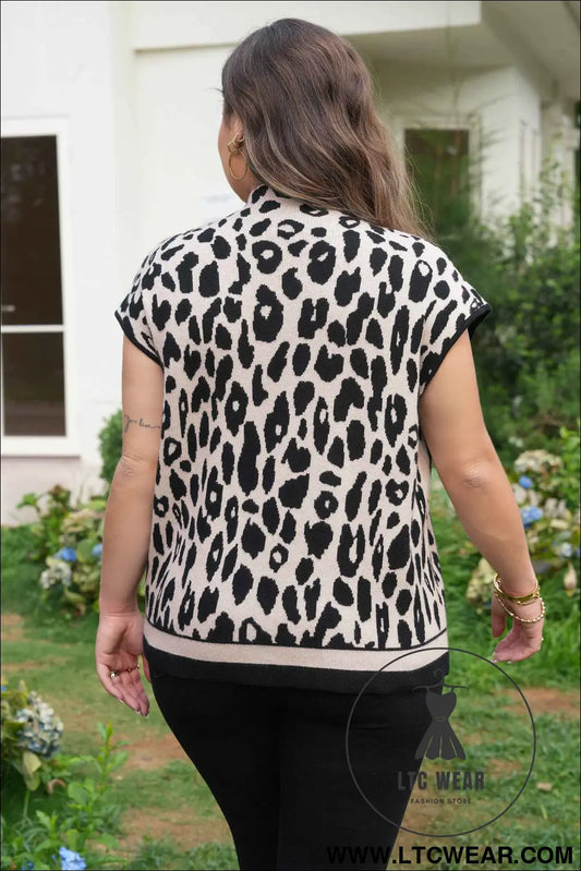 Black Plus Size Leopard Print High Neck Short Sleeve Sweater