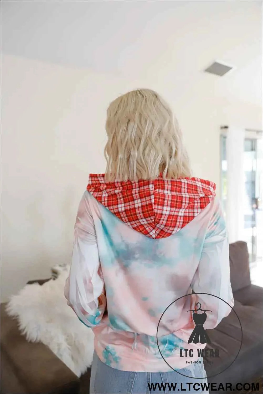 Feather & Tie-dye Print Contrast Plaid Hood Sweater