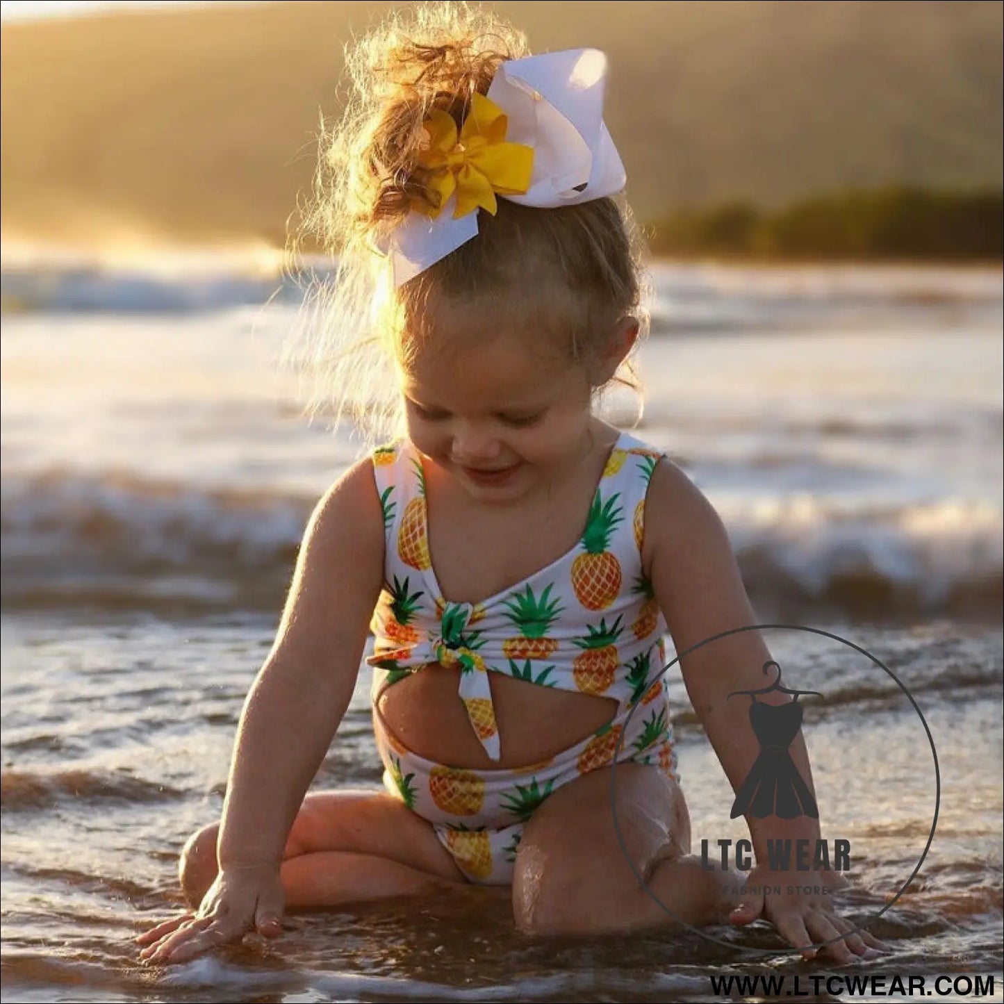 Girls swimsuit new sleeveless hollow one piece pineapple swimsuit vest one piece swimsuit