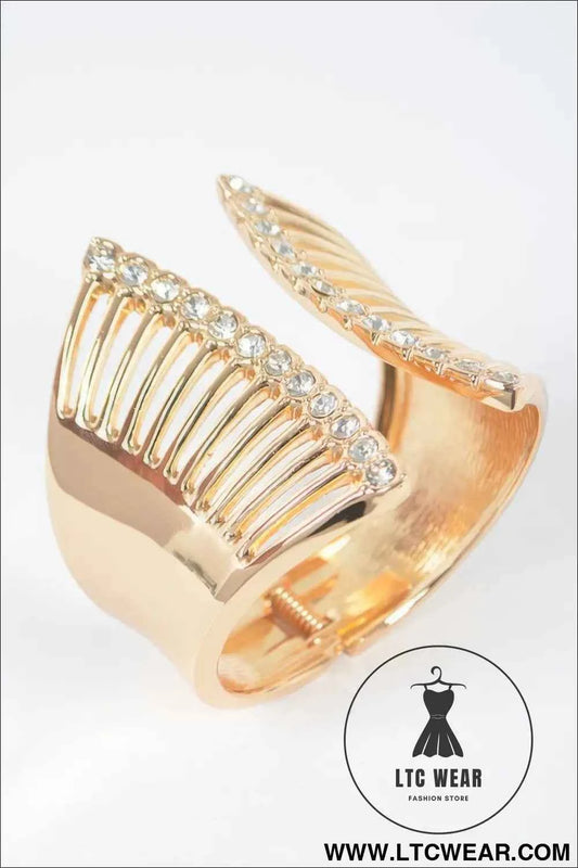 Metal Spring Hinge Cuff Bracelet