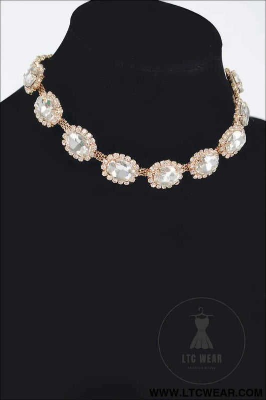 Rhinestone Oval Shape Necklace