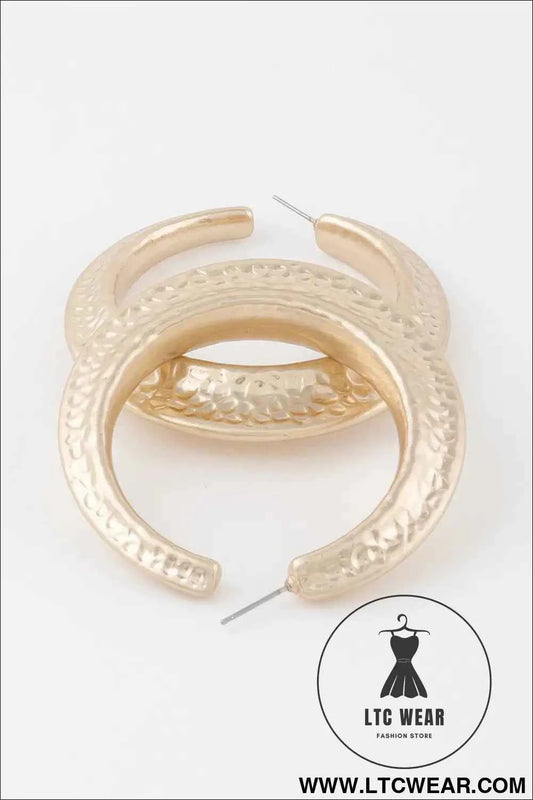 Scaled Indent Hoop Earrings