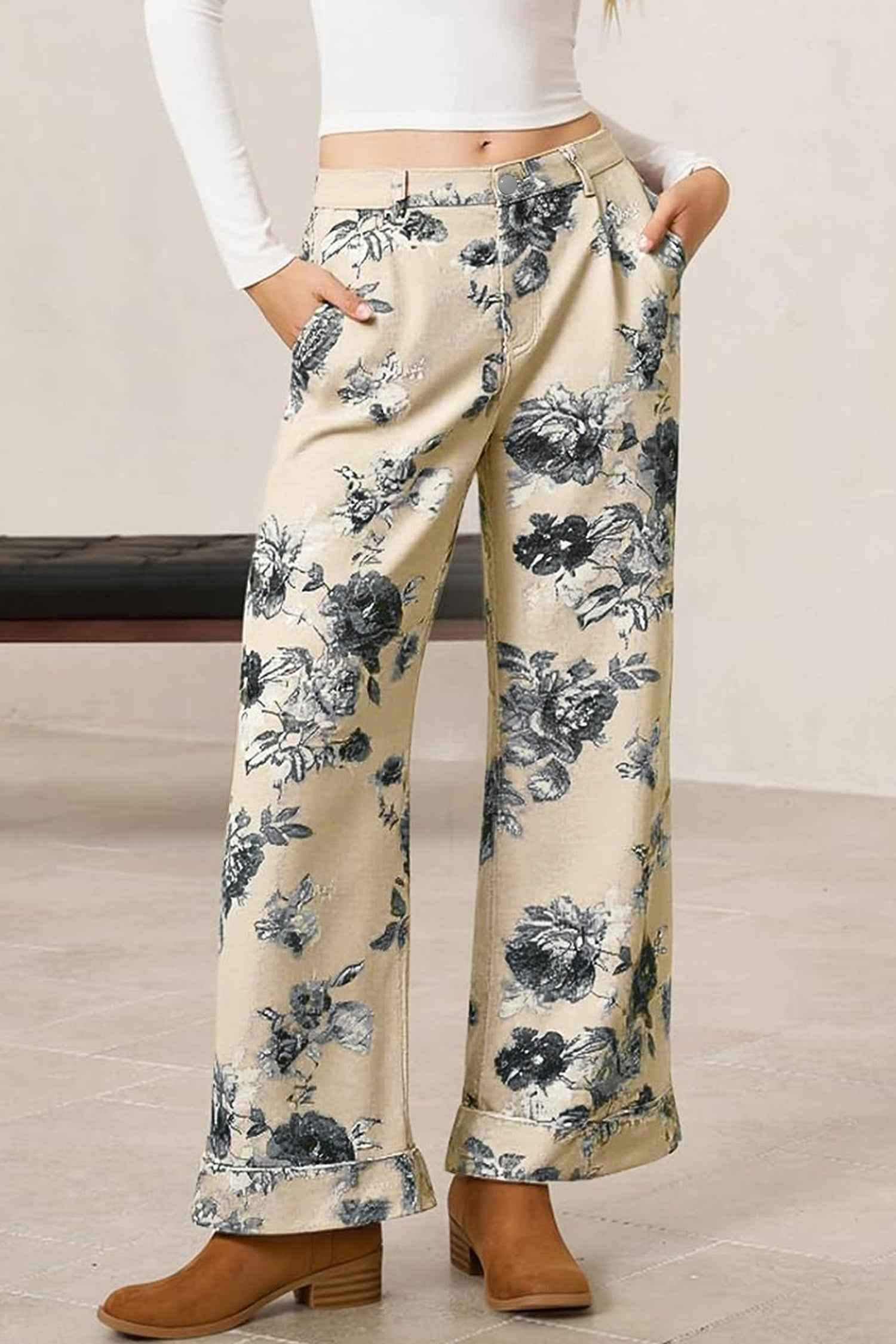 Beige Retro Floral Print Turn-up Cuffed Hem Loose Jeans