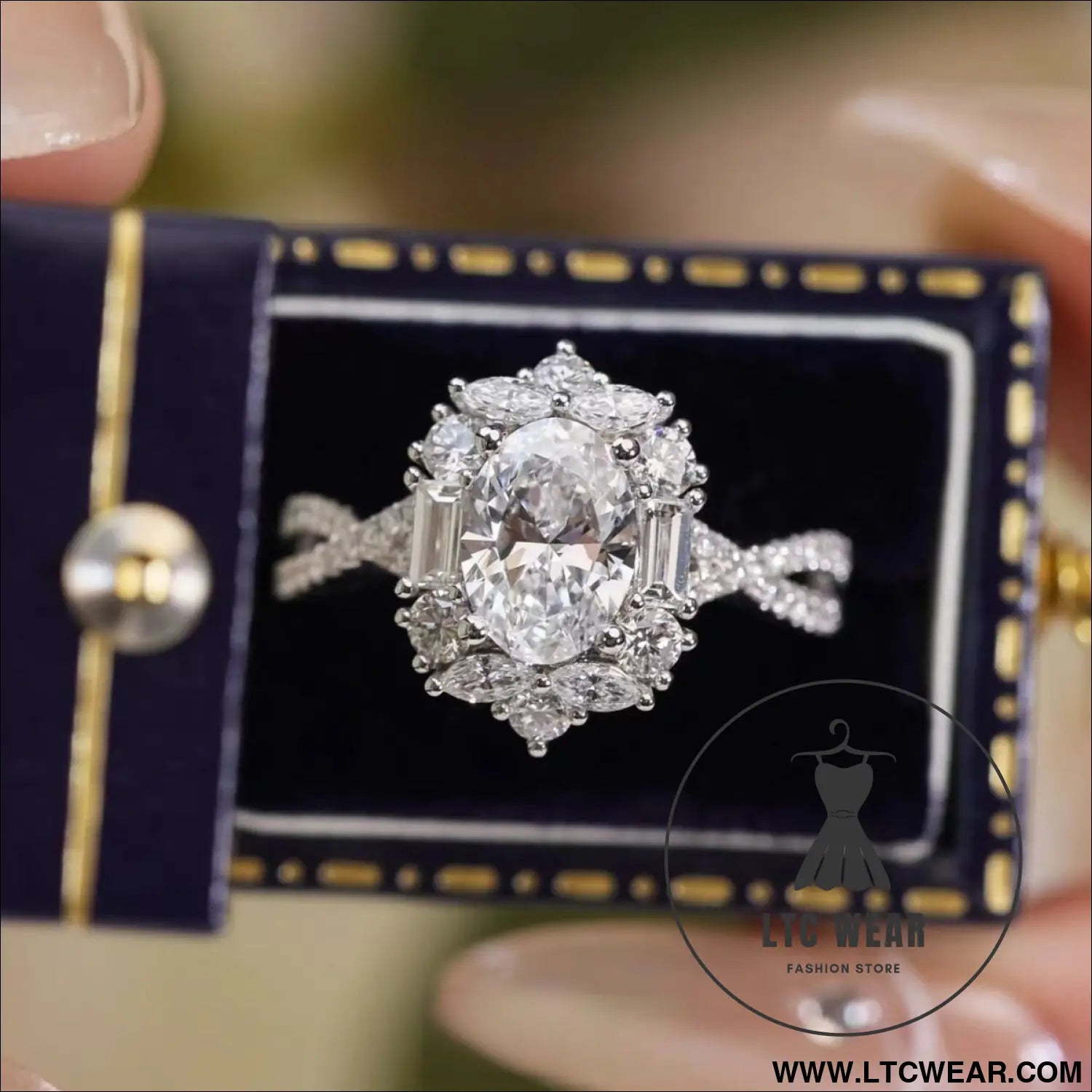 565afb8c-d50f-4ee8-ad15-fc02cbfe3e95-Max