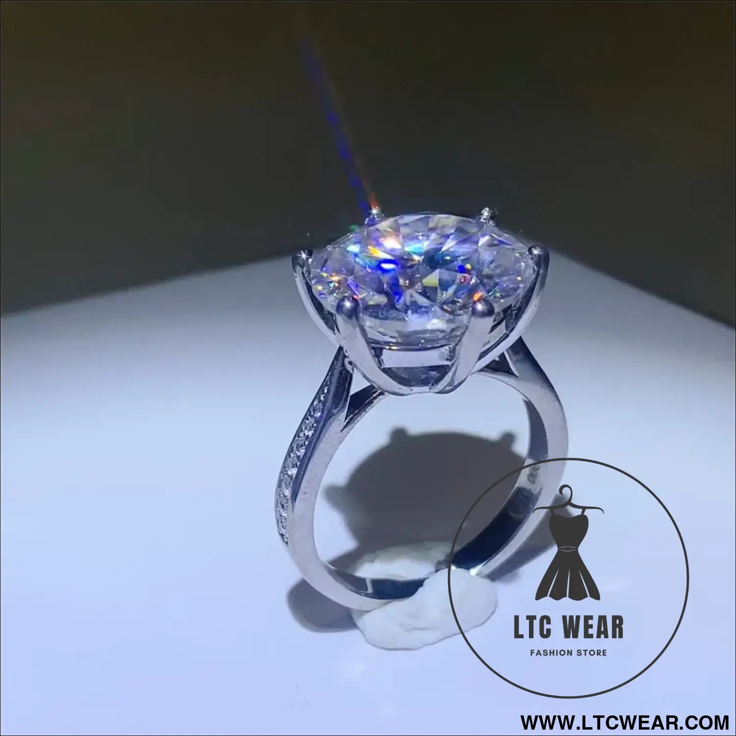 b1dbc316-0386-466e-9e71-bfc5b623bda6-Max