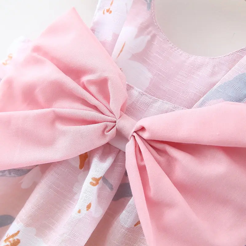 Summer new baby girl flower suspender skirt to send straw hat infant children european and american children’s skirt