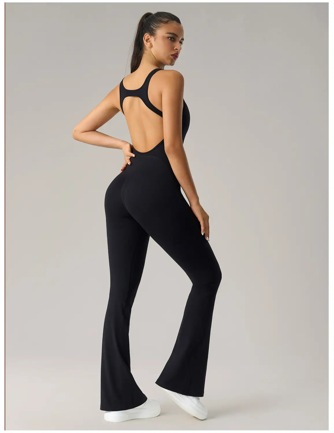 Sleek & stylish: women’s horn elastic yoga jumpsuit