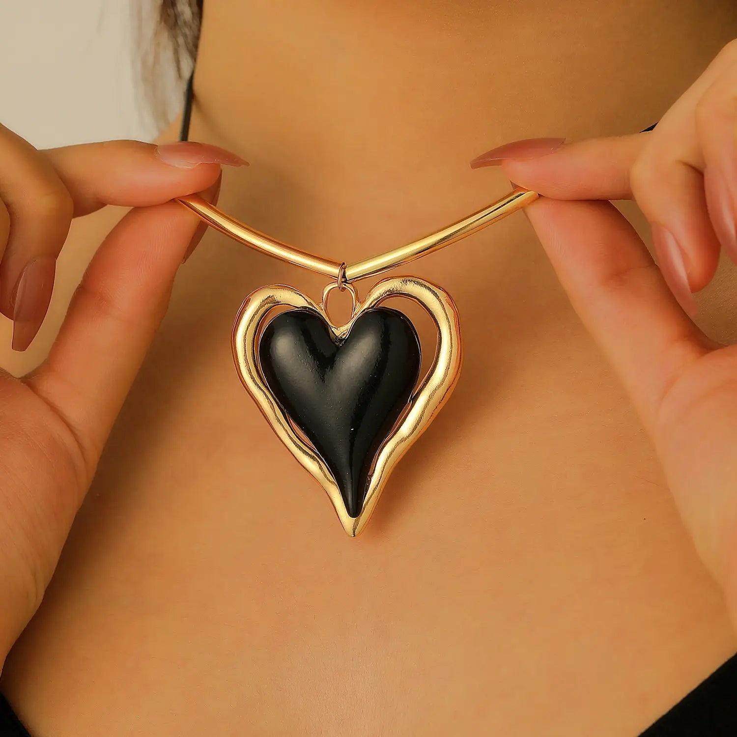 Exaggerated large heart necklace sweet and spicy lolita style pendant clavicle chain for women