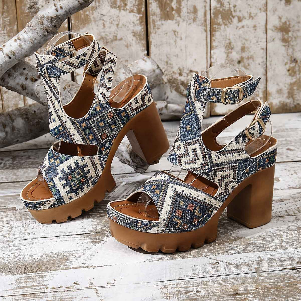 Chunky Platform Sandals Chic Double Buckle Summer Style
