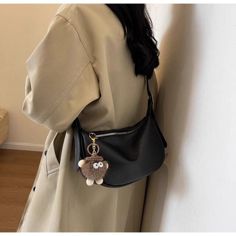 Trendy and popular shoulder bag crossbody bag dumpling bag