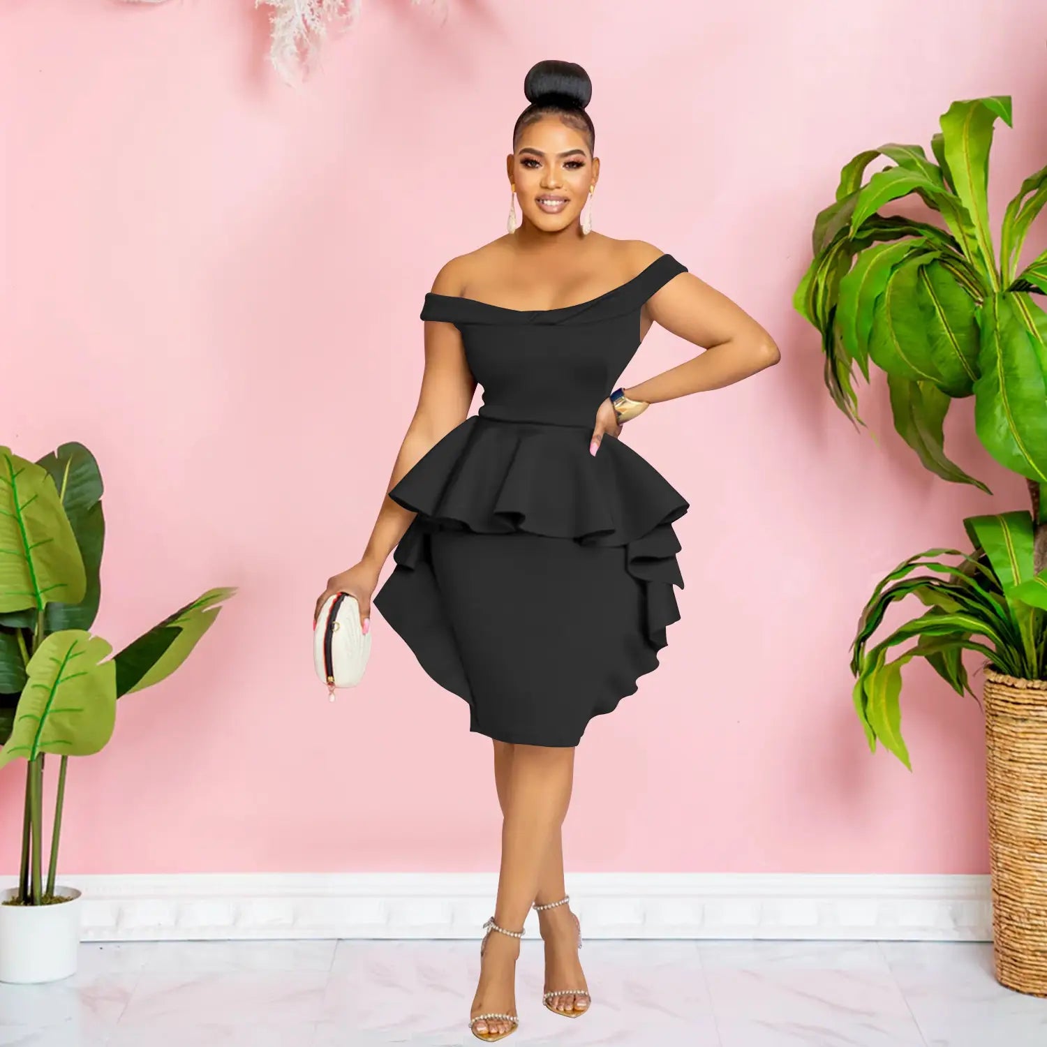 Fashion women’s solid color sleeveless ruffle hem mini dress