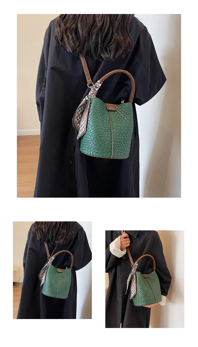 Handbag shoulder bag woven bucket bag