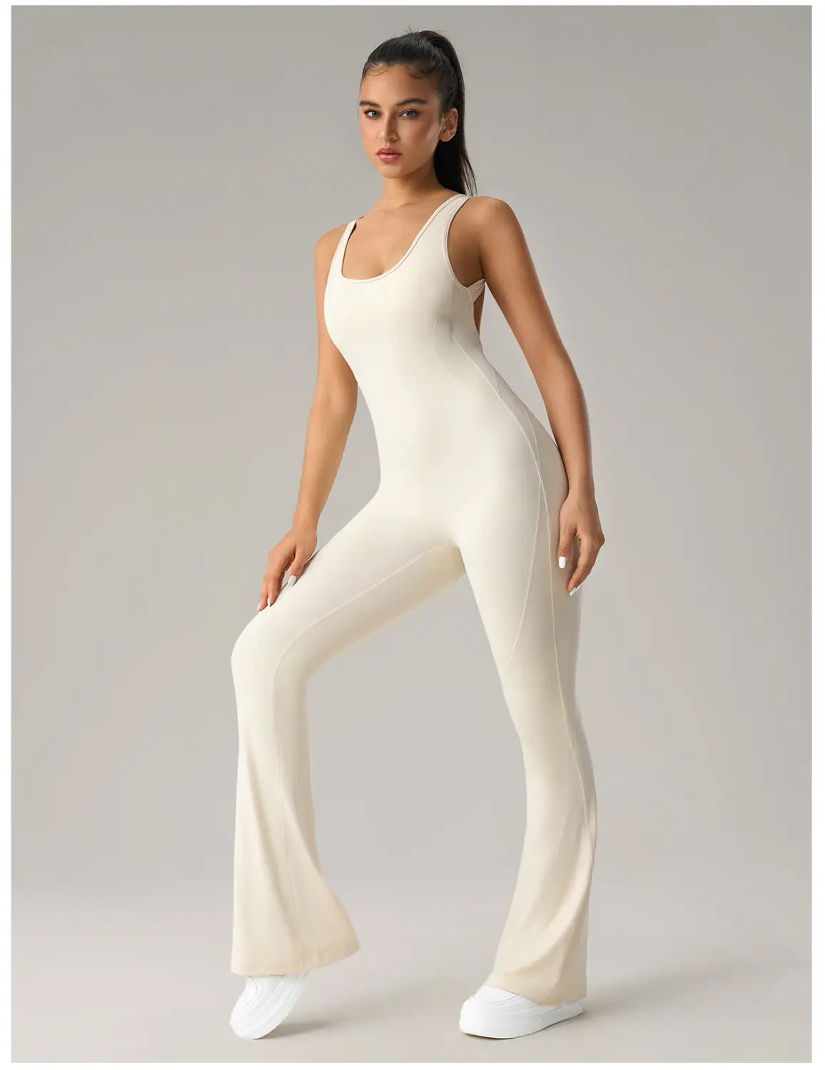 Sleek & stylish: women’s horn elastic yoga jumpsuit