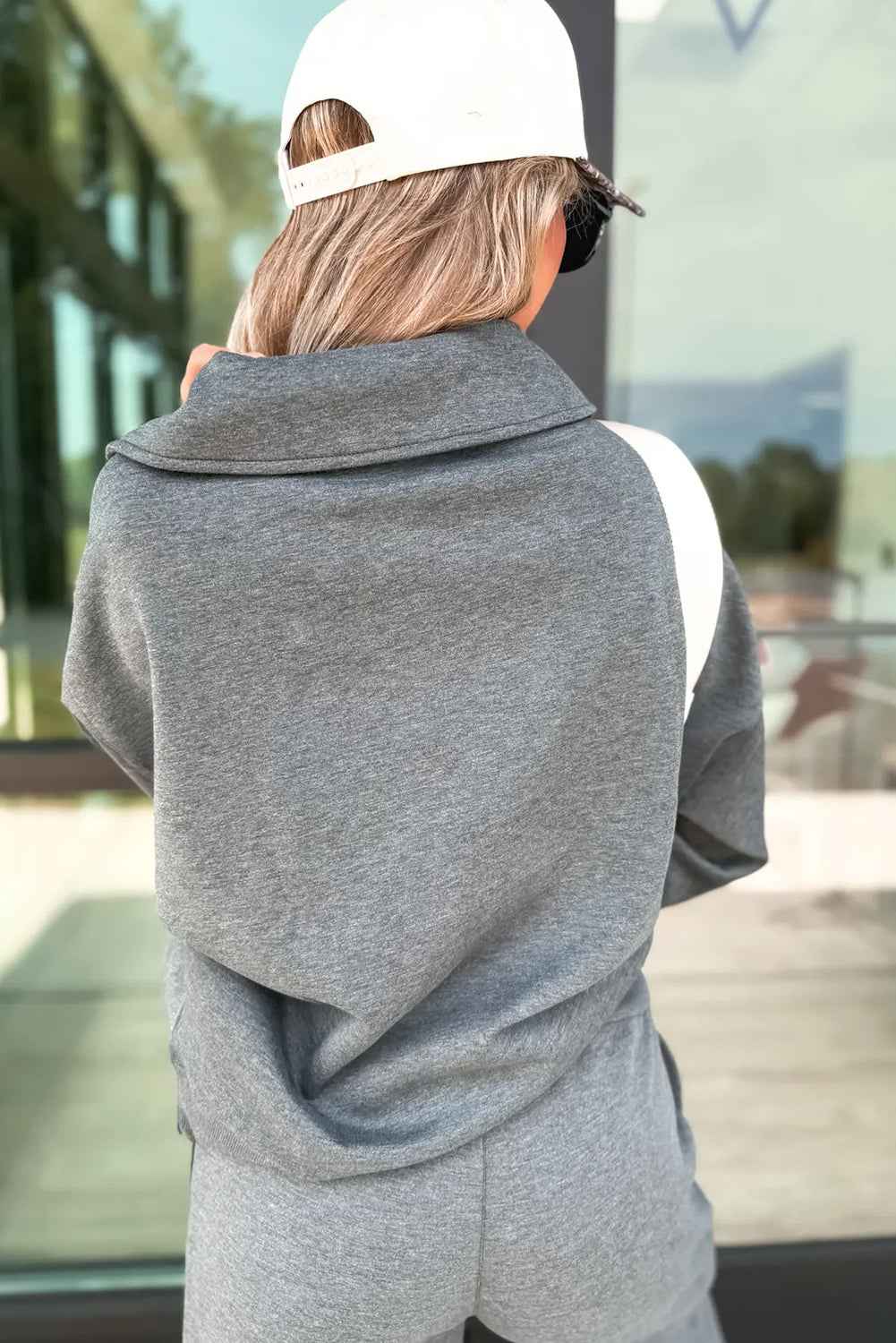 Medium Grey Collared V Neck Pullover Sweatshirt Sweatpants Set