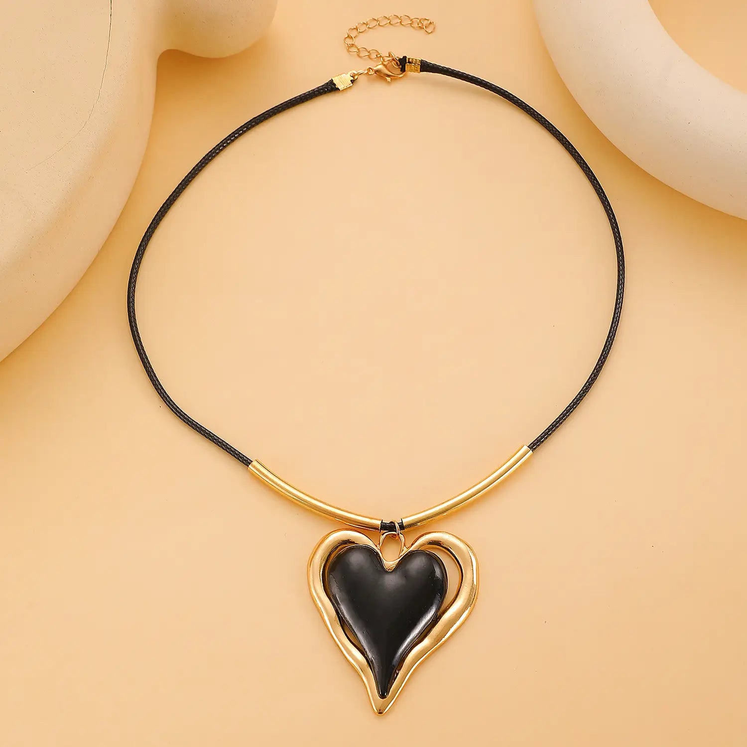 Exaggerated large heart necklace sweet and spicy lolita style pendant clavicle chain for women