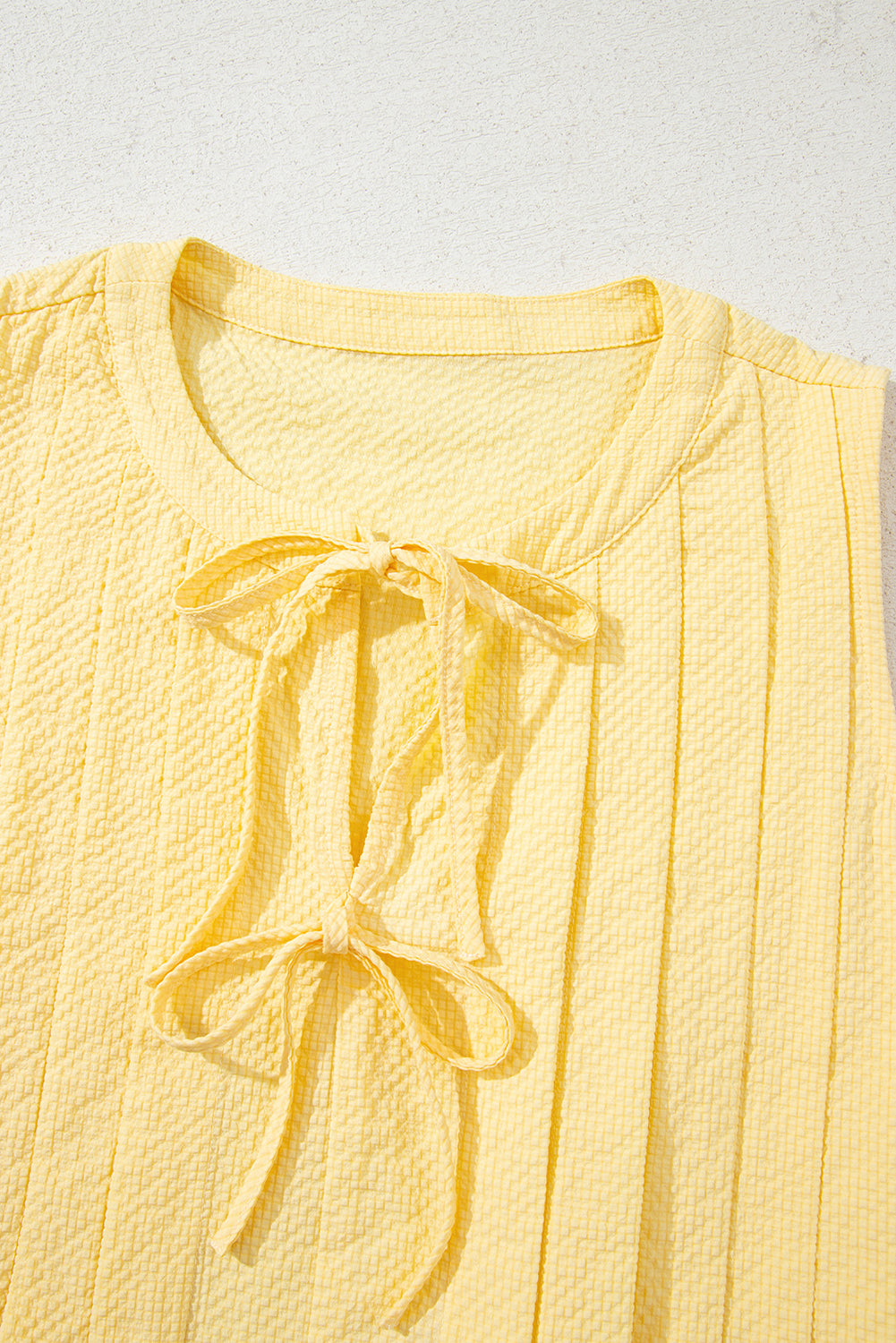 Yellow Cream Bow Tie Notched Neck Pleated Sleeveless Top