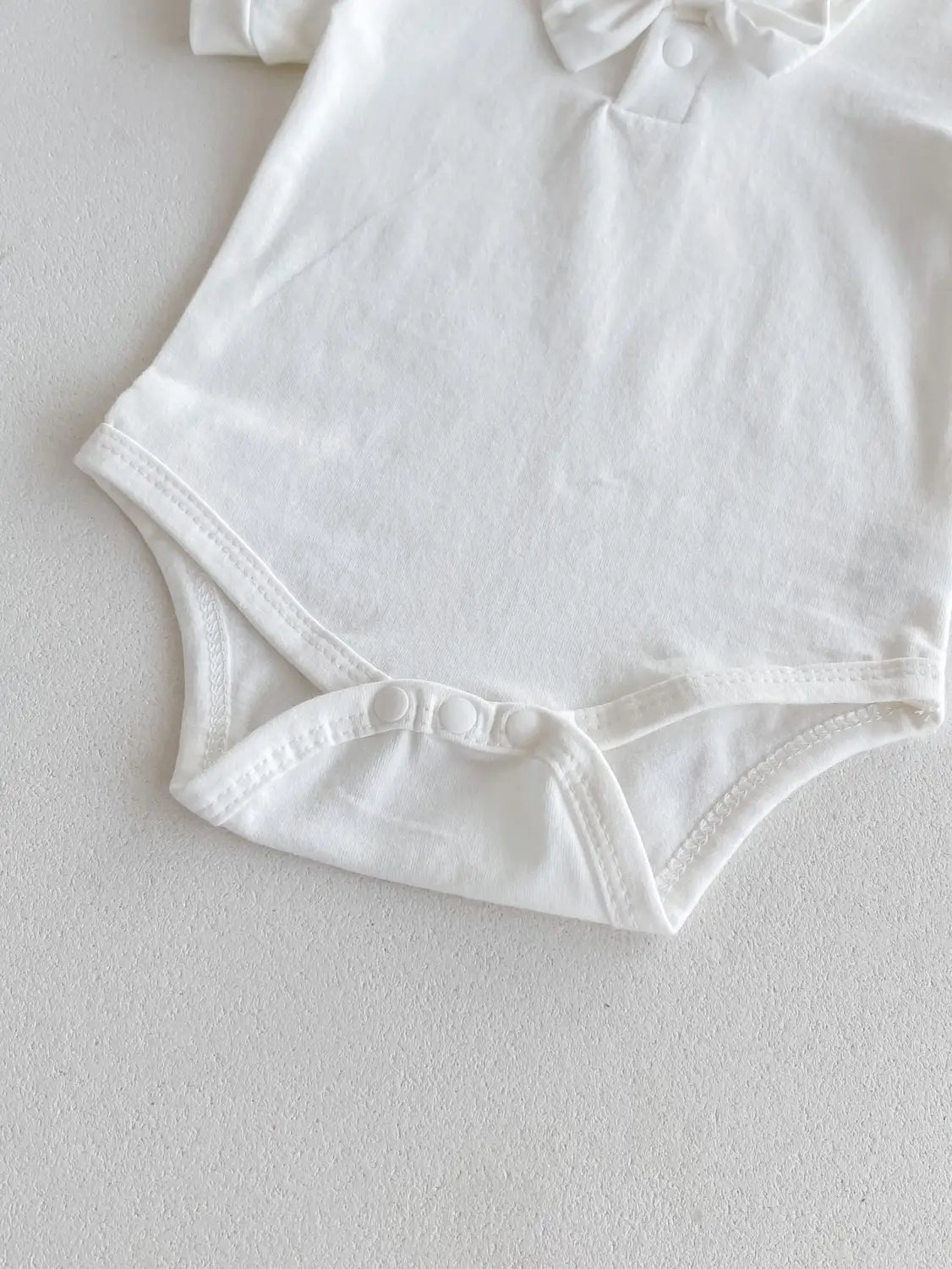 Summer baby hoodie tie suspender shorts two-piece set for gentlemen’s one month and one year old dress suspender pants