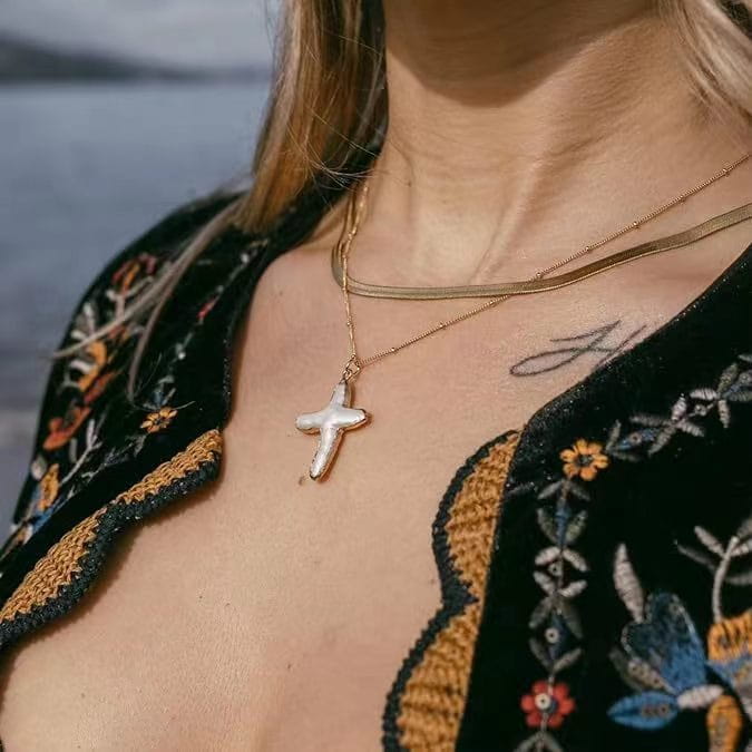 European and american cross necklace