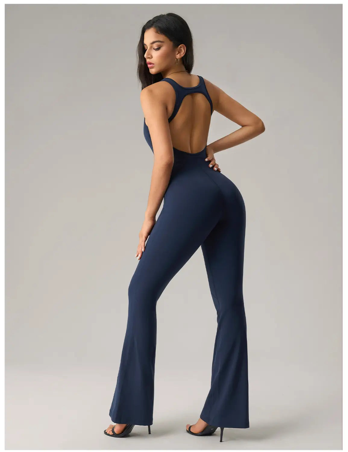 Sleek & stylish: women’s horn elastic yoga jumpsuit