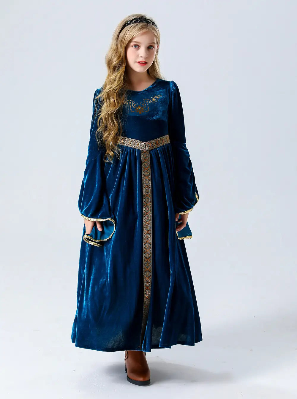 Stage performance costume, medieval Renaissance long dress costume, Halloween performance costume