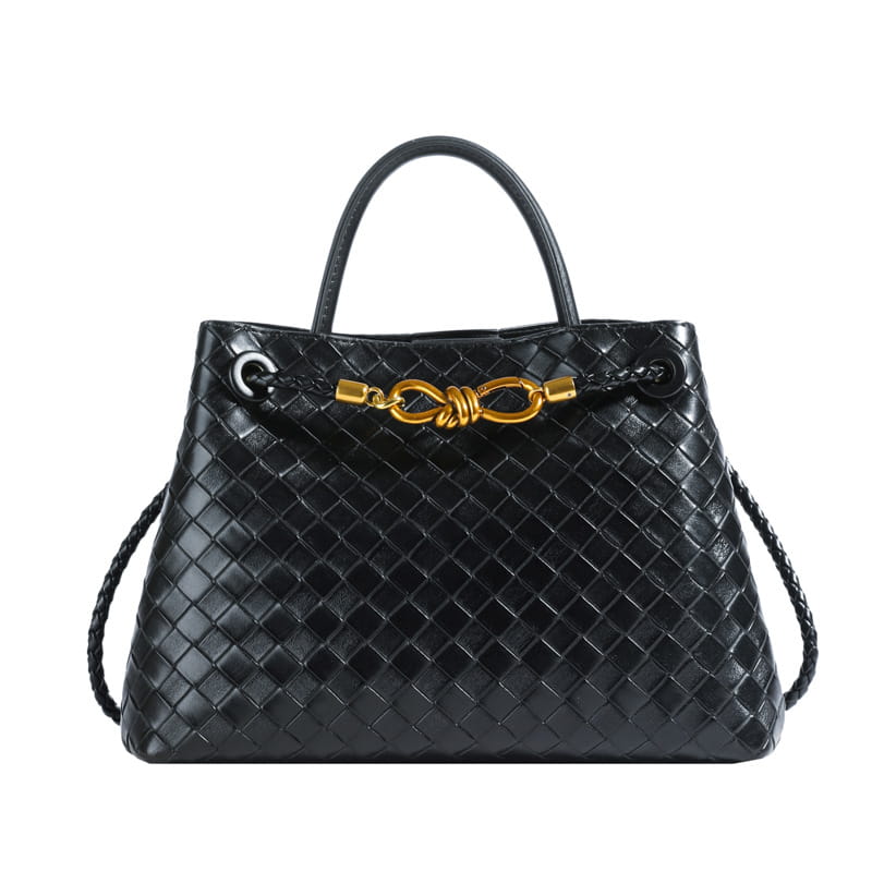 Metal rope buckle woven shoulder bag fashionable versatile retro commuter bag for women.