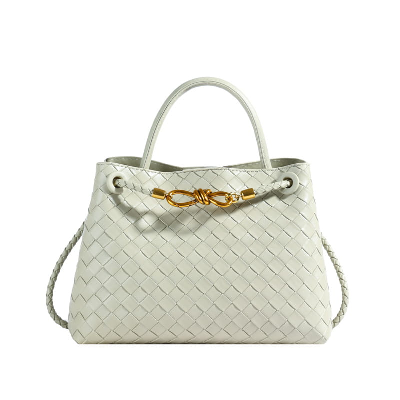 Metal rope buckle woven shoulder bag fashionable versatile retro commuter bag for women.