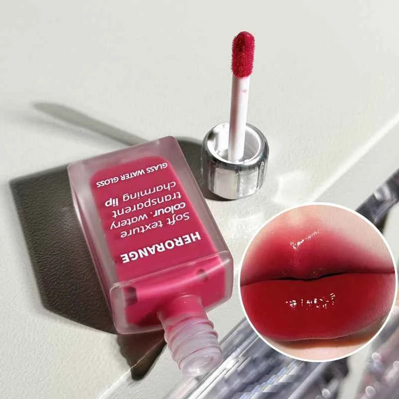 Light Glass-Like Lip Lacquer - Smudge-Proof & Skin-Brightening