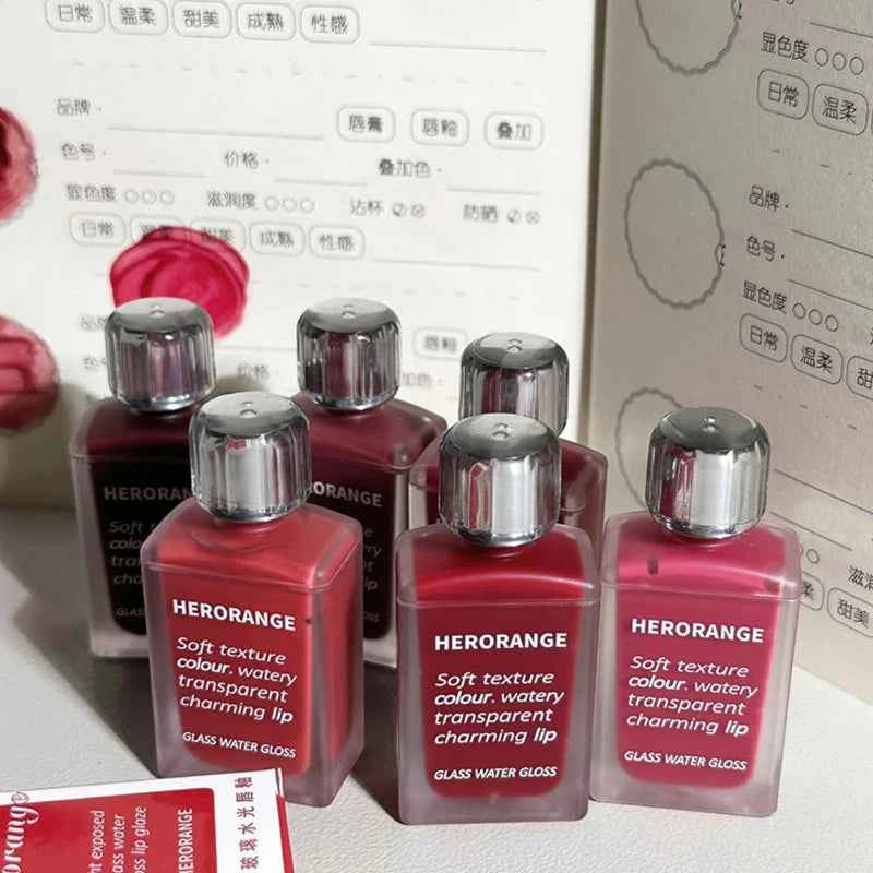 Light Glass-Like Lip Lacquer - Smudge-Proof & Skin-Brightening