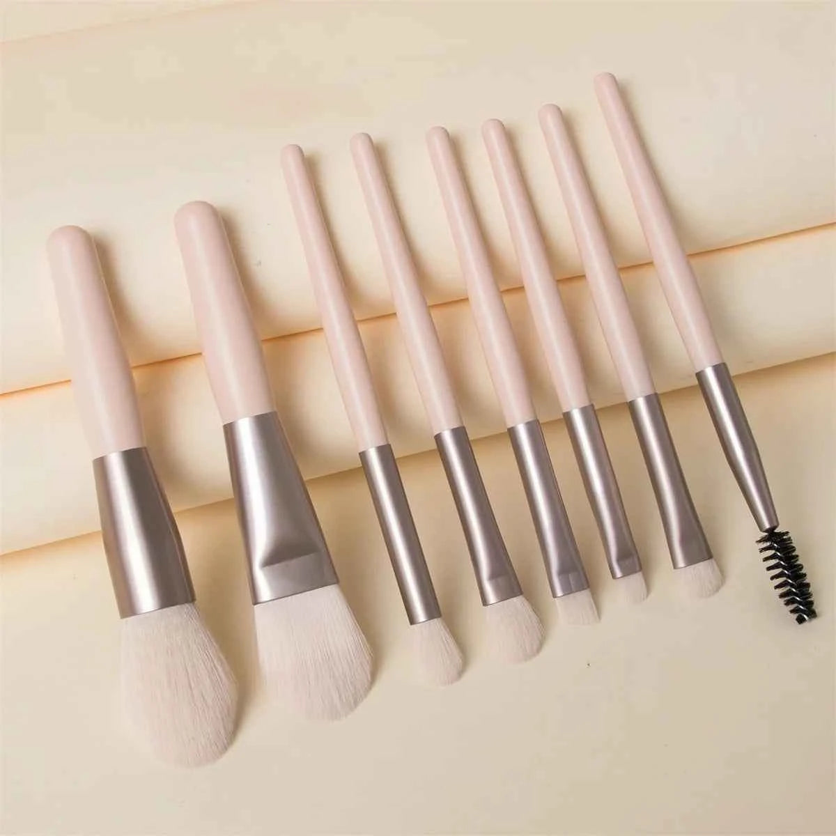 Fluffy 8-Pc Makeup Brush Set: Perfect Your Look Effortlessly