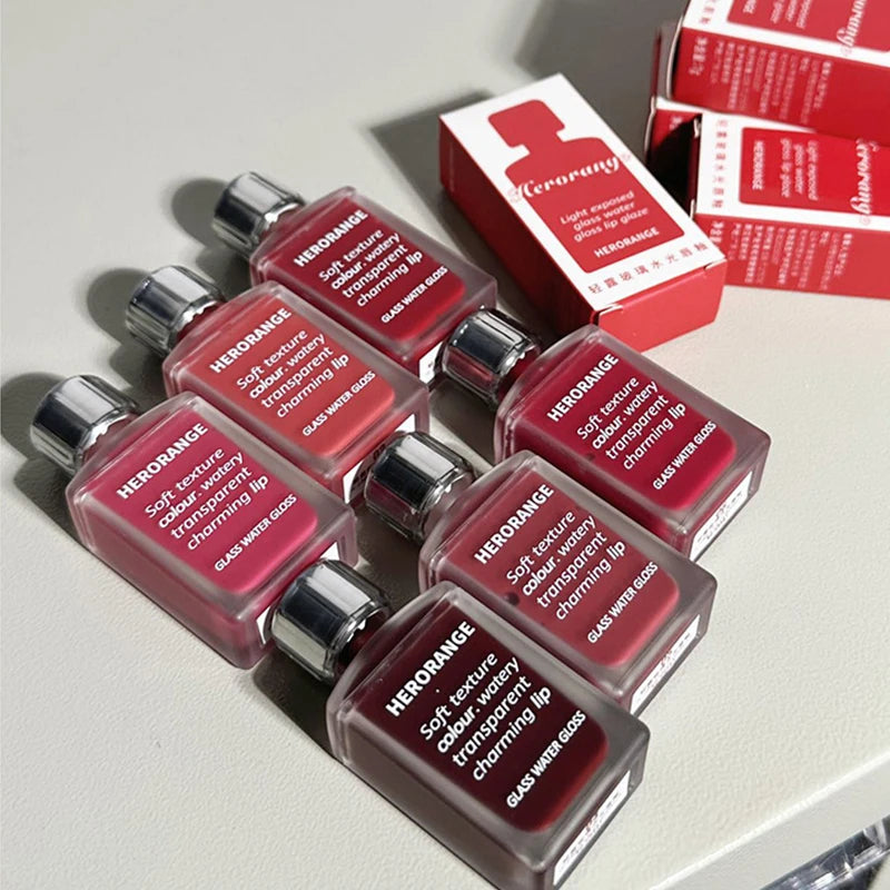 Light Glass-Like Lip Lacquer - Smudge-Proof & Skin-Brightening