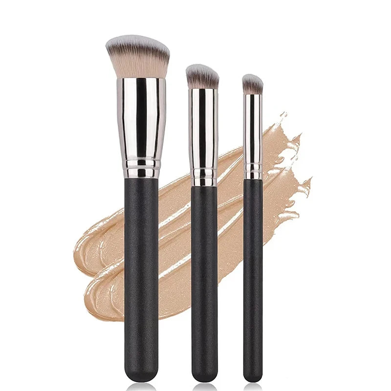 Professional Contour & Blusher Brush for Perfect Coverage