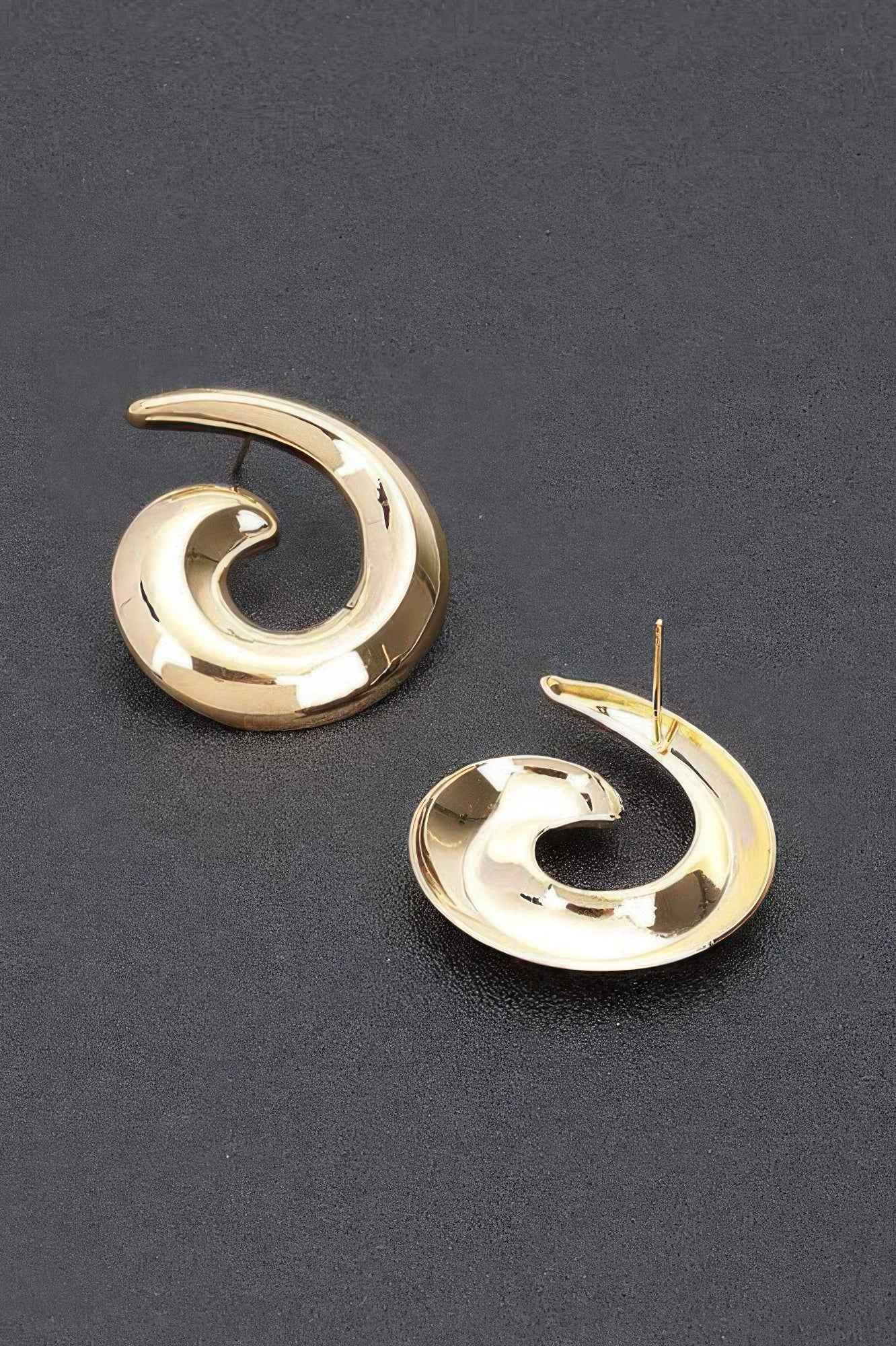 Metal Vintage Stud Earrings