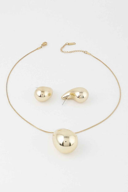 Shiny Teardrop Necklace Set