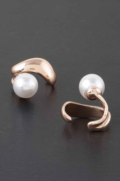 Shiny Pearl Brass Ear Cuff