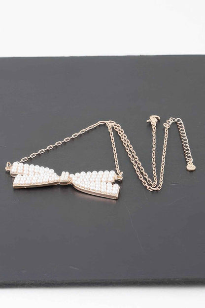 Faux Pearl Bow Necklace
