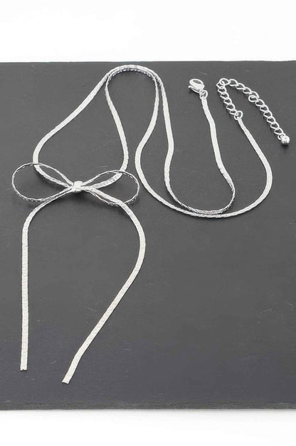 Bow Necklace