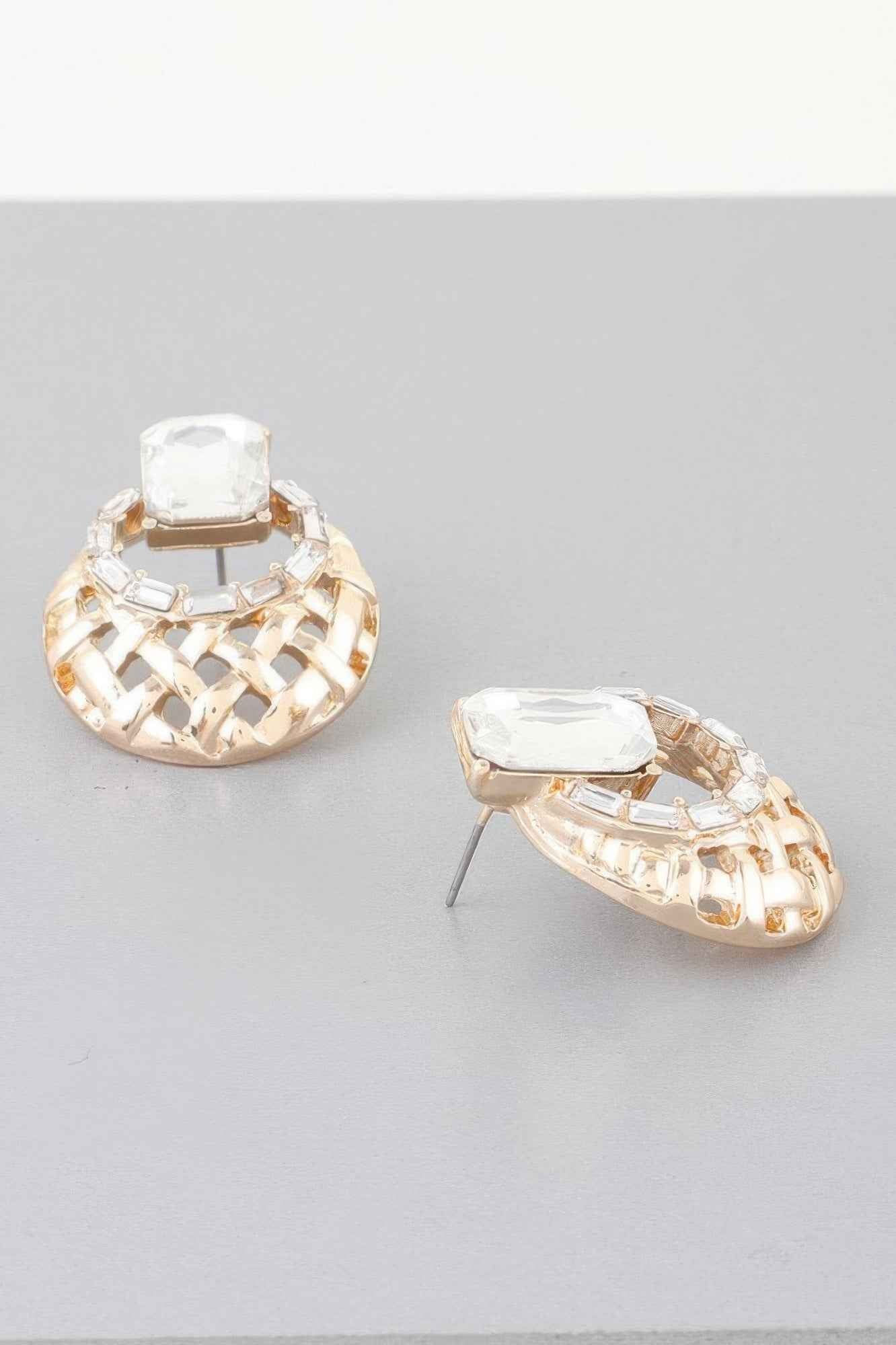 Chic Form Earrings