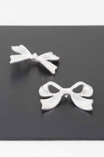 Luxury Pearl Ribbon Earrings