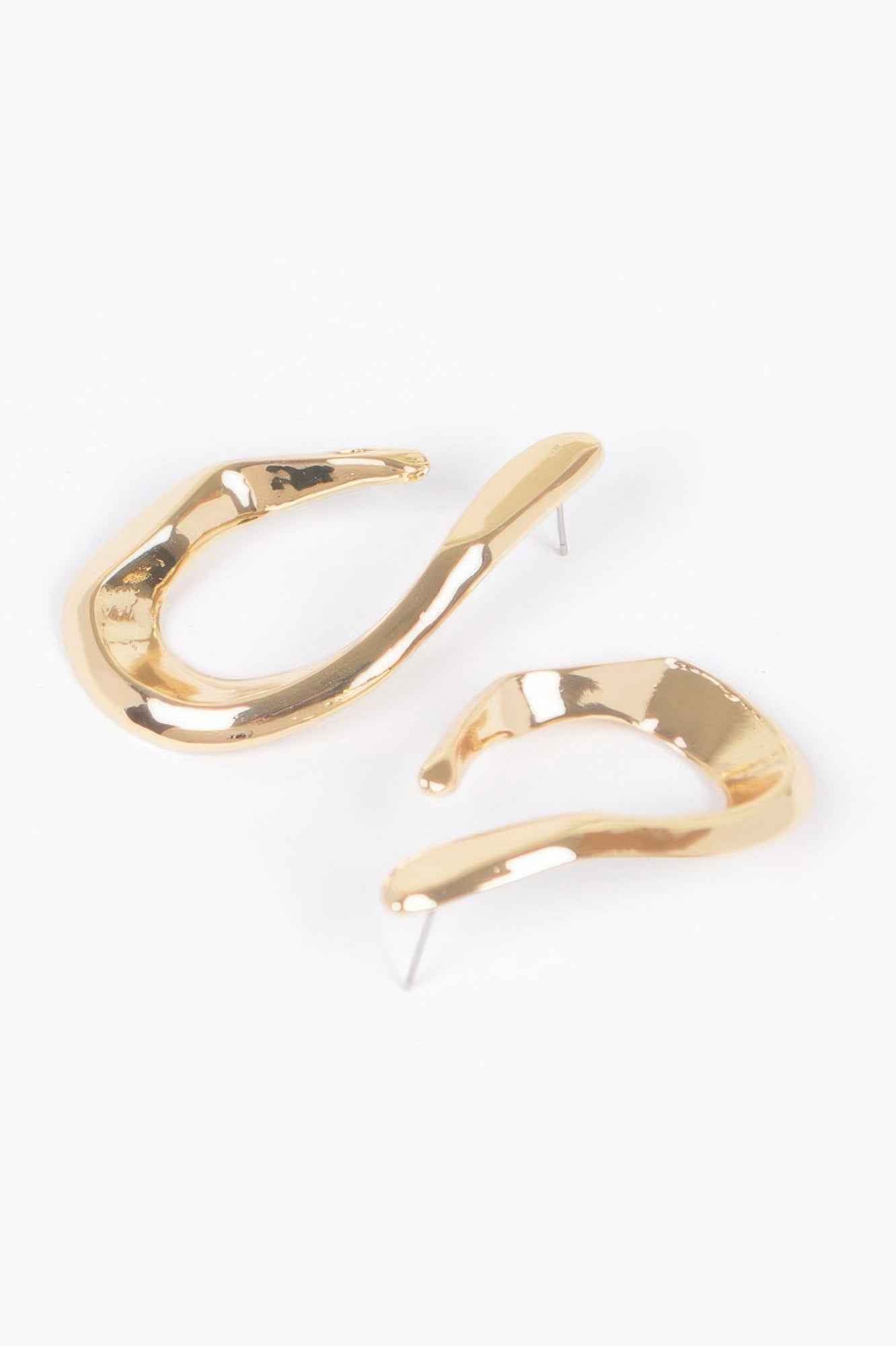 Vintage Metal Earring