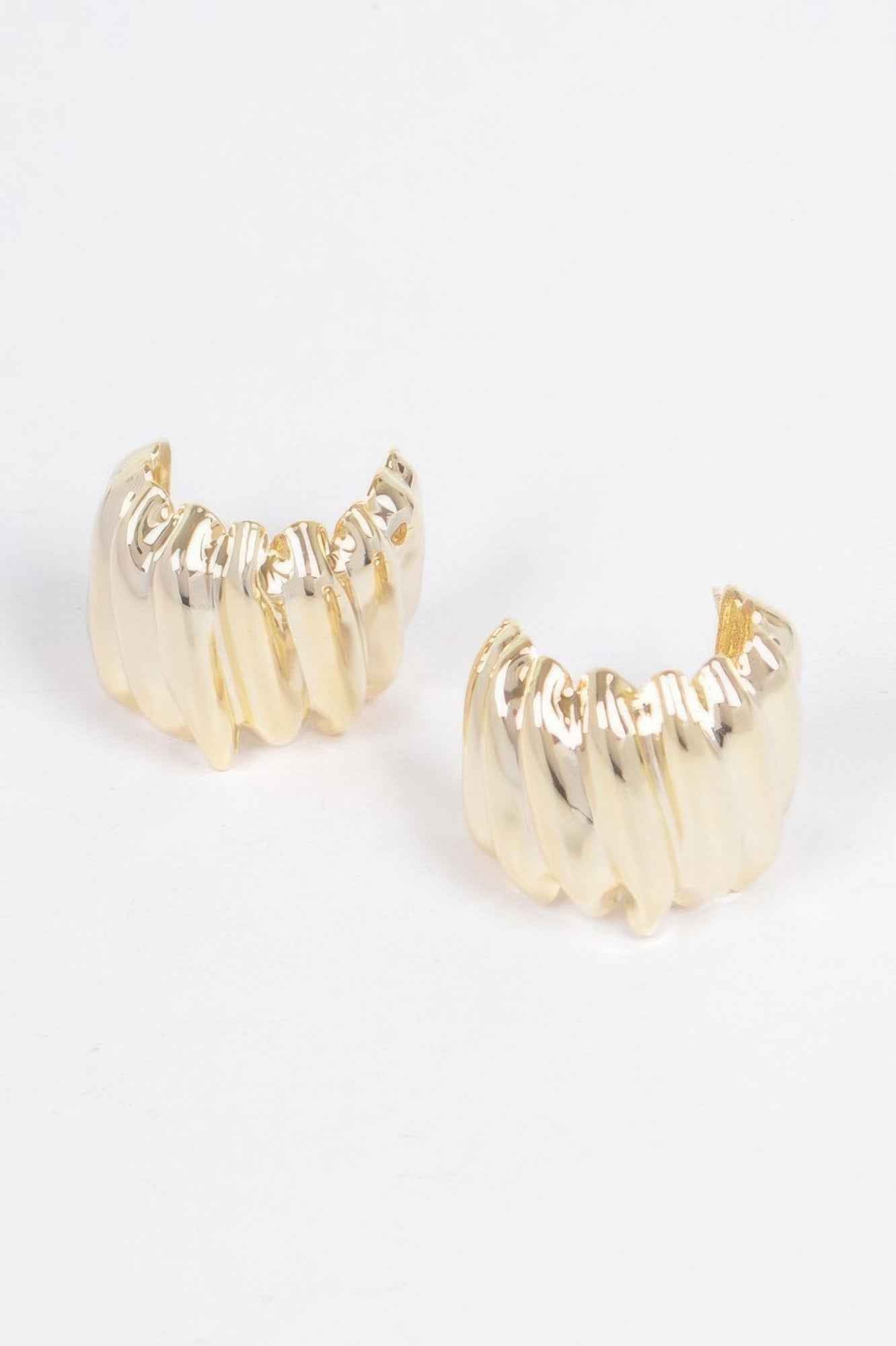 Vintage Gold Dip Metal Earring