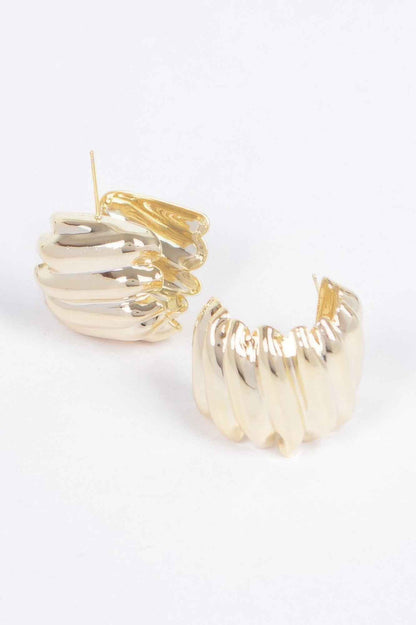 Vintage Gold Dip Metal Earring