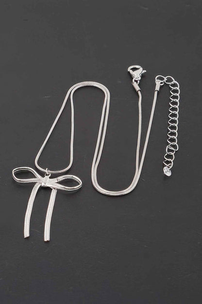 Snake Chain Ribbon Necklace
