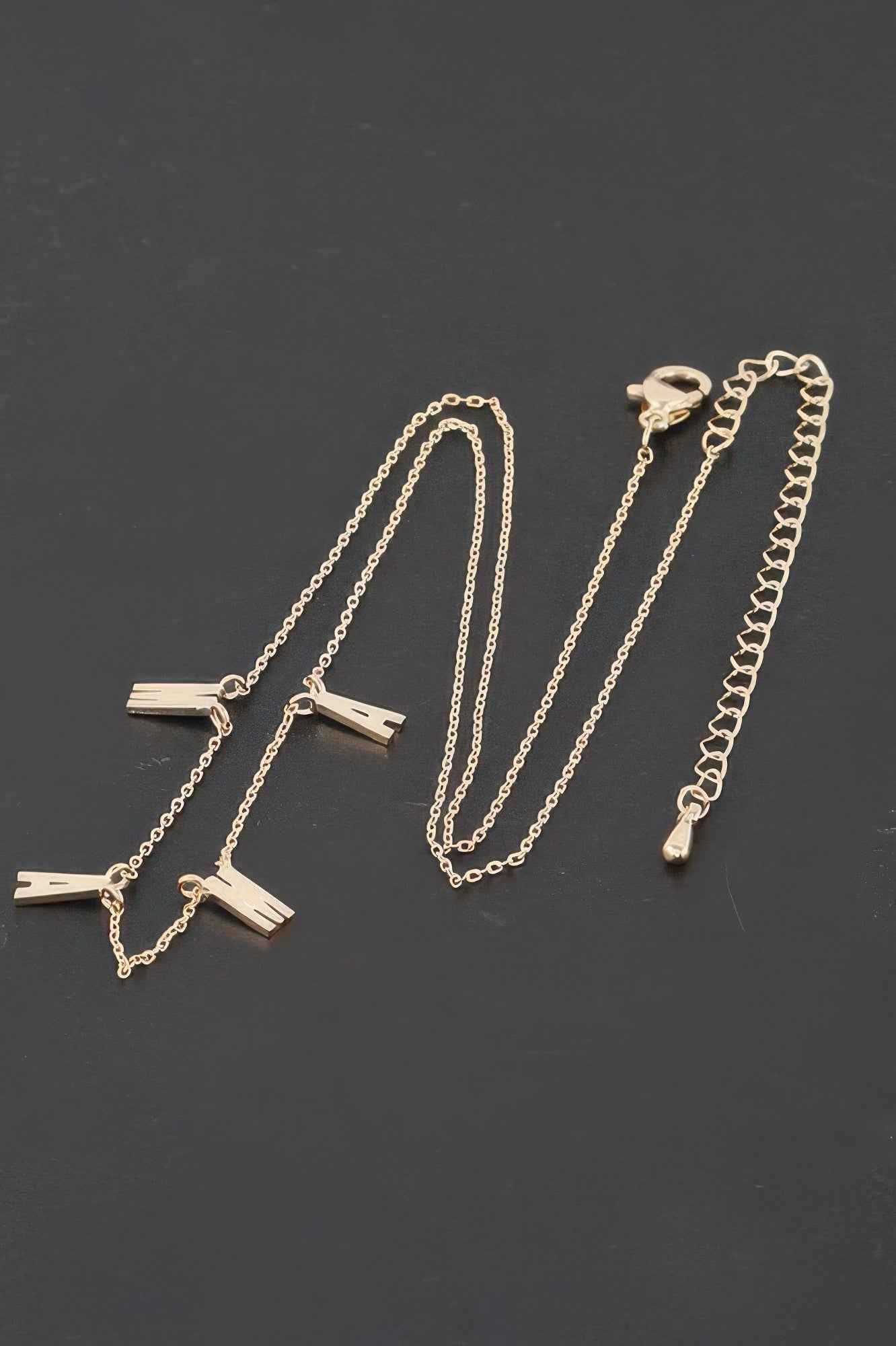 Mama Chain Necklace