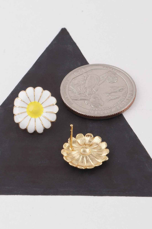 Daisy Flower Stud Earrings
