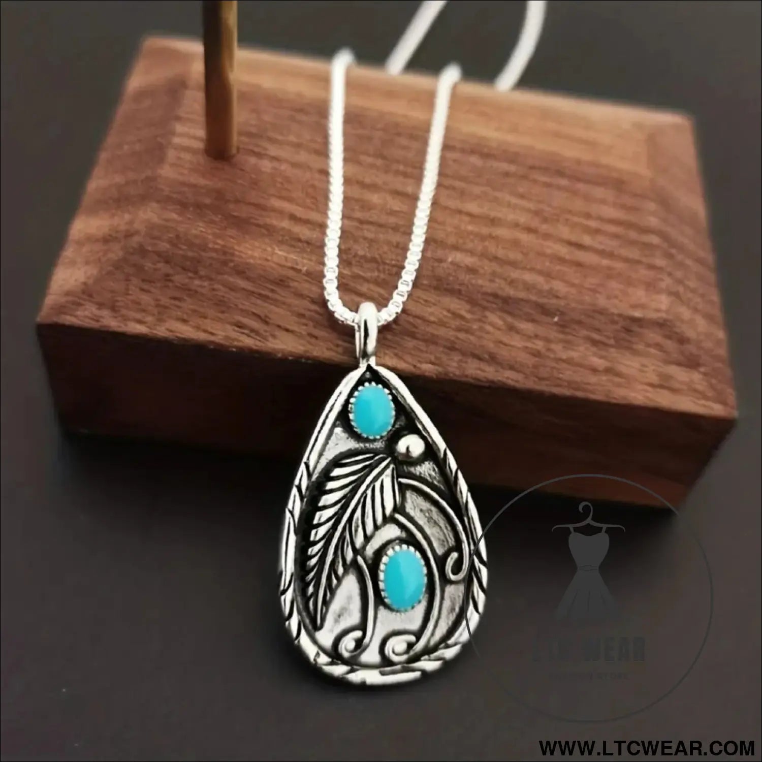 Alloy artificial turquoise teardrop pendant necklace - silver / one size