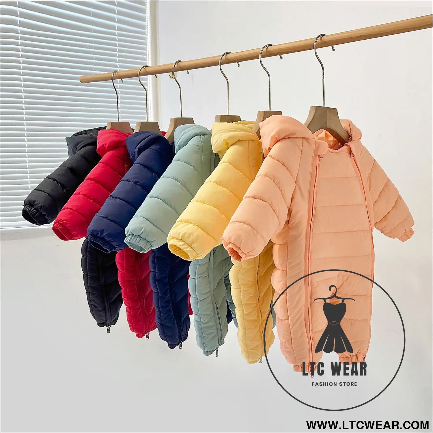 Baby jumpsuit thickened in winter baby’s outdoor clothes newborn cotton crawling clothes autumn and winter toddler
