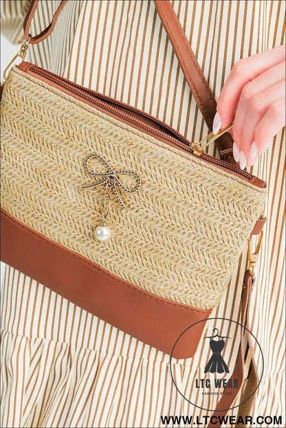 Beige Bow Pearl Decor Straw PU Leather Patched Crossbody Bag