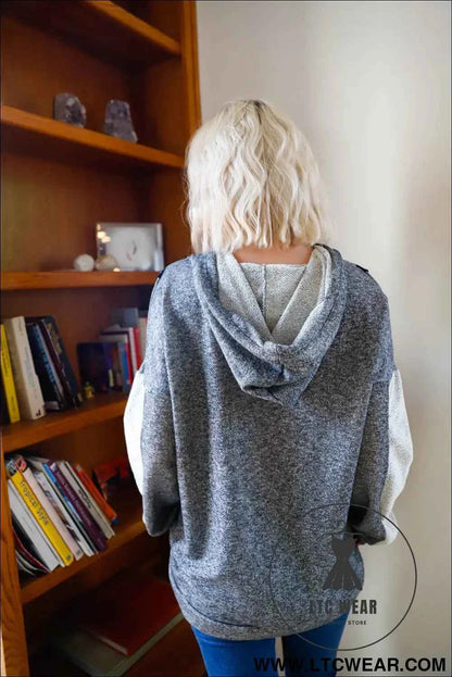 Belt & Reversed Details Zip-up Hooded Sweater